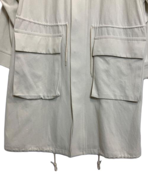 YLEVE（イレーヴ）YLEVE (イレーヴ) コットンマウンテンコート ホワイト サイズ:1の古着・服飾アイテム