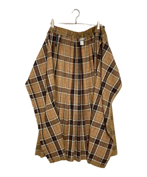 O'NEIL OF DUBLIN（オニールオブダブリン）O'NEIL OF DUBLIN (オニールオブダブリン) JOURNAL STANDARD (ジャーナルスタンダード) 別注キルトスカート ベージュ サイズ:６の古着・服飾アイテム