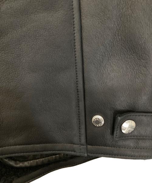 EMMETI（エンメティ）EMMETI (エンメティ) ムートンシングルライダースジャケット ブラック サイズ:44の古着・服飾アイテム