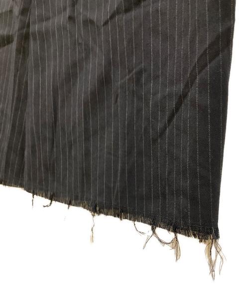 Uhr（ウーア）Uhr (ウーア) PINSTRIPE SLIT SKIRT ネイビー サイズ:36の古着・服飾アイテム
