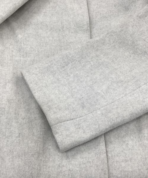 BEARDSLEY（ビアズリー）BEARDSLEY (ビアズリー) うしろぷっくりウールコート ライトグレー サイズ:Fの古着・服飾アイテム