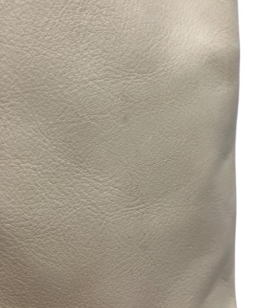 SITA PARANTICA（シータパランティカ）SITA PARANTICA (シータパランティカ) チェーンレザーハンドバッグ アイボリーの古着・服飾アイテム