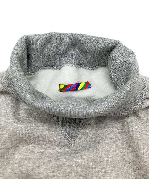 is-ness（イズネス）is-ness (イズネス) HIGH NECK SWEAT SHIRT グレー サイズ:L(48)の古着・服飾アイテム