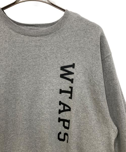 WTAPS（ダブルタップス）WTAPS (ダブルタップス) DESIGN 01/SWEATER/COTTON.COLLEGE グレー サイズ:02の古着・服飾アイテム