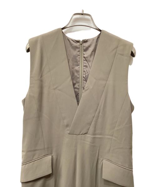 Adam et Rope（アダム エ ロペ）Adam et Rope (アダム エ ロペ) Vネックロンパース ベージュ サイズ:36の古着・服飾アイテム