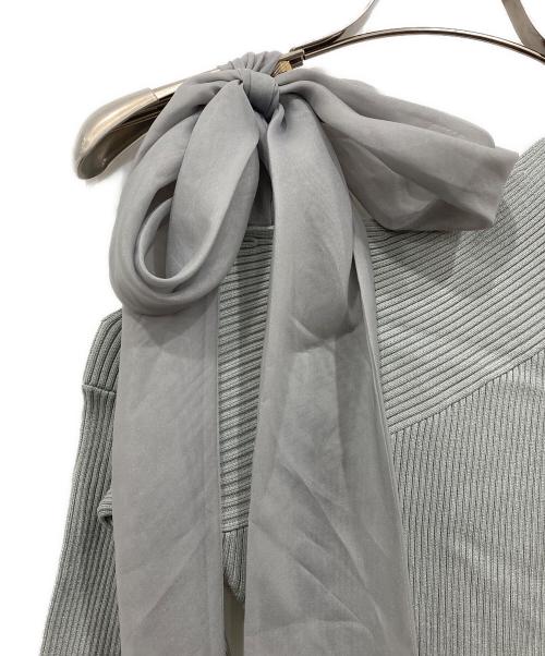 Snidel（スナイデル）Snidel (スナイデル) ショルダーリボンアシンメニットワンピース ライトグレー サイズ:Fの古着・服飾アイテム