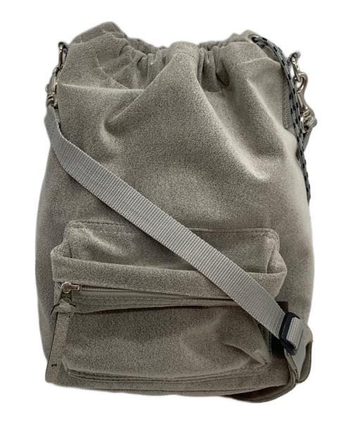 zattu（ザッツ）zattu (ザッツ) CHAVES マイクロスエードショルダーバッグ グレーの古着・服飾アイテム