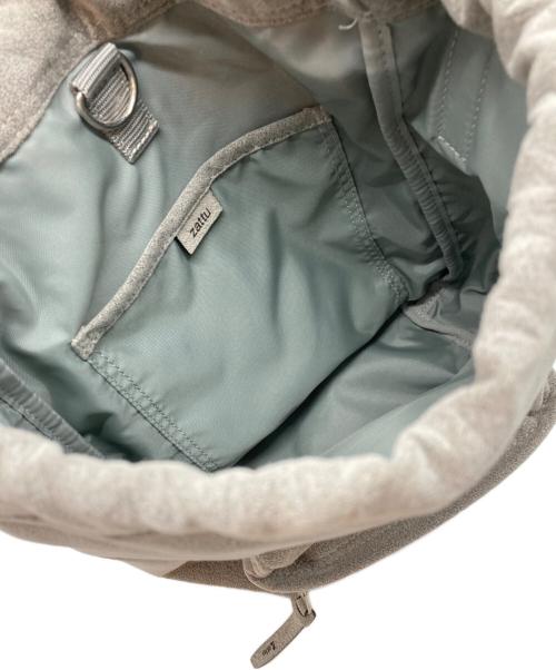 zattu（ザッツ）zattu (ザッツ) CHAVES マイクロスエードショルダーバッグ グレーの古着・服飾アイテム