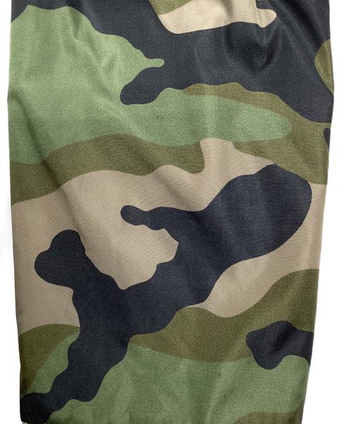 VALENTINO（ヴァレンティノ）VALENTINO (ヴァレンティノ) ロックスタッズ リバーシブルナイロンジャケット オリーブ サイズ:46の古着・服飾アイテム