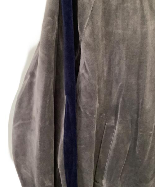 Off The Court by NBA（オフ・ザ・コート バイ NBA）Off The Court by NBA (オフ・ザ・コート バイ NBA) VELOUR TRACK JACKET グレー サイズ:Lの古着・服飾アイテム