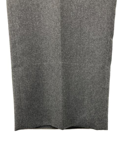 INCOTEX（インコテックス）INCOTEX (インコテックス) TEKNOSARTORIAL SLIM FIT ウォーターレペレントウールソリッドバックシャーリングテーパードパンツ グレー サイズ:46の古着・服飾アイテム