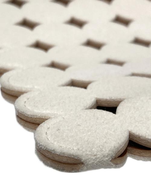 MARY AL TERNA（メアリオルターナ）MARY AL TERNA (メアリオルターナ) MOON ハンドバック　/ ムーンハンドバッグ アイボリーの古着・服飾アイテム