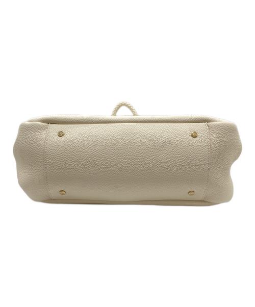 TREASURE TOPKAPI（トレジャートプカピ）TREASURE TOPKAPI (トレジャートプカピ) シュリンクレザー メッシュハンドル ショルダー付き トート バッグ アイボリーの古着・服飾アイテム