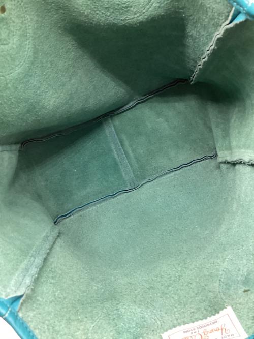 YOUNG & OLSEN The DRYGOODS STORE（ヤングアンドオルセン ザ ドライグッズストア）YOUNG & OLSEN The DRYGOODS STORE (ヤングアンドオルセン ザ ドライグッズストア) EMBOSSED LEATHER TOTE M / エンボス レザートート M ブルー サイズ:　の古着・服飾アイテム