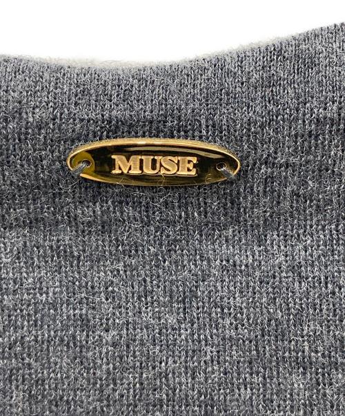 MUSE de Deuxieme Classe（ミューズ ドゥーズィエム クラス）MUSE de Deuxieme Classe (ミューズ ドゥーズィエム クラス) スムースニット Vネックプルオーバー グレー サイズ:FREEの古着・服飾アイテム