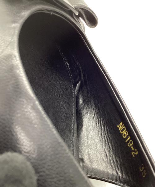 Salvatore Ferragamo（サルヴァトーレ フェラガモ）Salvatore Ferragamo (サルヴァトーレ フェラガモ) VIVA スリングバックパンプス ブラック サイズ:38の古着・服飾アイテム