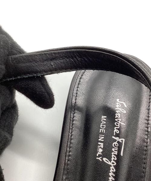 Salvatore Ferragamo（サルヴァトーレ フェラガモ）Salvatore Ferragamo (サルヴァトーレ フェラガモ) VIVA スリングバックパンプス ブラック サイズ:38の古着・服飾アイテム