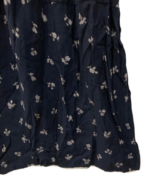 COMME des GARCONS COMME des GARCONS（コムデギャルソン コムデギャルソン）COMME des GARCONS COMME des GARCONS (コムデギャルソン コムデギャルソン) 総柄スカート ネイビー サイズ:Mの古着・服飾アイテム