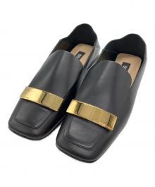 sergio rossi（セルジオロッシ）の古着「ロゴプレートスリッポン」｜ブラック