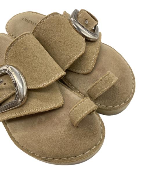 Caminando（カミナンド）Caminando (カミナンド) BUCKLE SANDAL ベージュ サイズ:6の古着・服飾アイテム