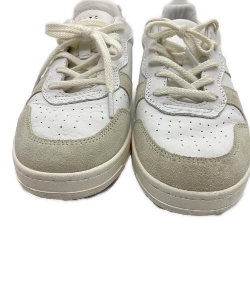 D.A.T.E.（デイト）D.A.T.E. (デイト) ローカットスニーカー ホワイト サイズ:22.5の古着・服飾アイテム