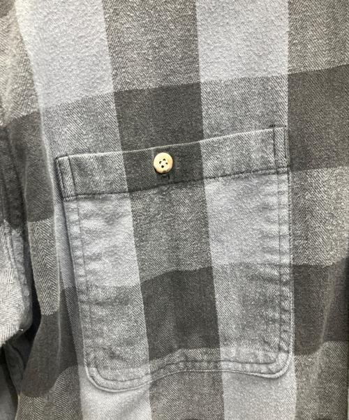 ST JOHN'S BAY（セントジョンズベイ）ST JOHN'S BAY (セントジョンズベイ) 90’S ブロックチェック ヘビーネルシャツ グレー サイズ:Lの古着・服飾アイテム