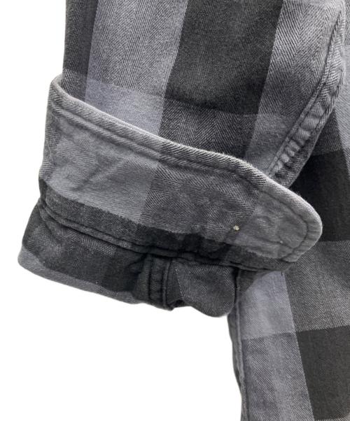 ST JOHN'S BAY（セントジョンズベイ）ST JOHN'S BAY (セントジョンズベイ) 90’S ブロックチェック ヘビーネルシャツ グレー サイズ:Lの古着・服飾アイテム