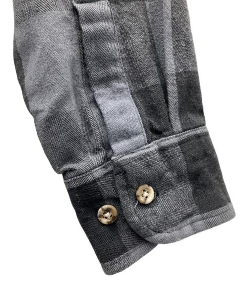 ST JOHN'S BAY（セントジョンズベイ）ST JOHN'S BAY (セントジョンズベイ) 90’S ブロックチェック ヘビーネルシャツ グレー サイズ:Lの古着・服飾アイテム