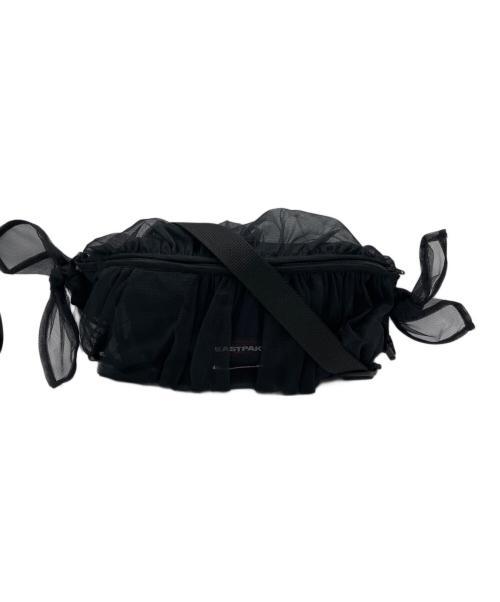 EASTPAK（イーストパック）EASTPAK (イーストパック) Chika Kisada (チカ キサダ) TULLE BODY BAG ブラックの古着・服飾アイテム