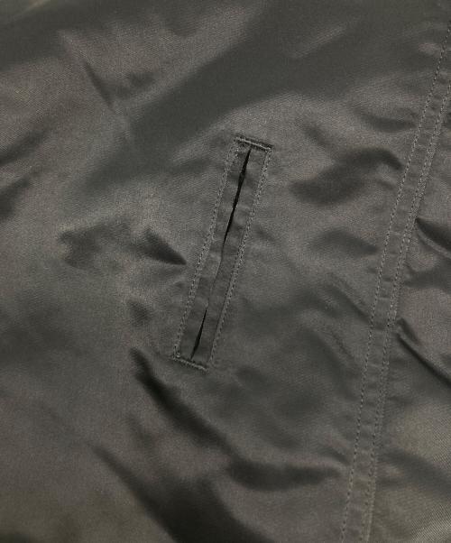 SOFTHYPHEN（ソフトハイフン）SOFTHYPHEN (ソフトハイフン) MA-1 STOLE GLOVE ブラックの古着・服飾アイテム