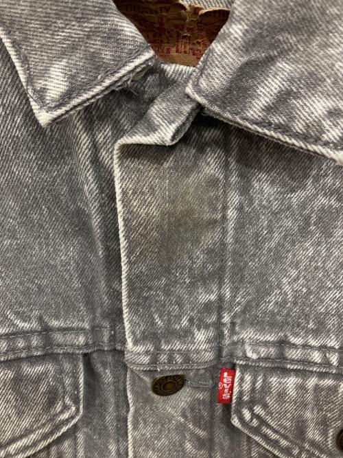 LEVI'S（リーバイス）LEVI'S (リーバイス) デニムジャケット グレー サイズ:MEDIUMの古着・服飾アイテム