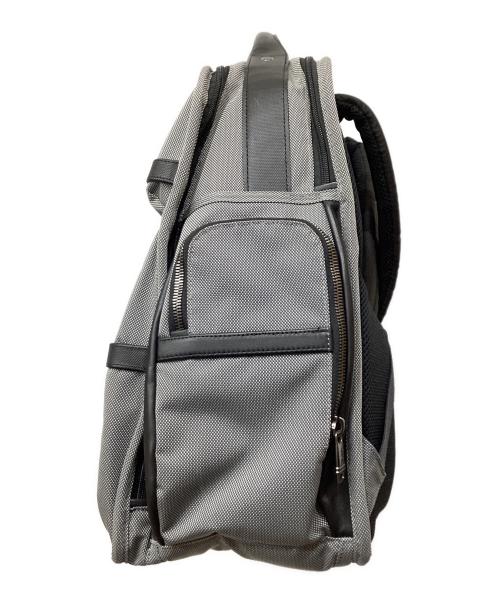TUMI（トゥミ）TUMI (トゥミ) ALPHA X グレーの古着・服飾アイテム
