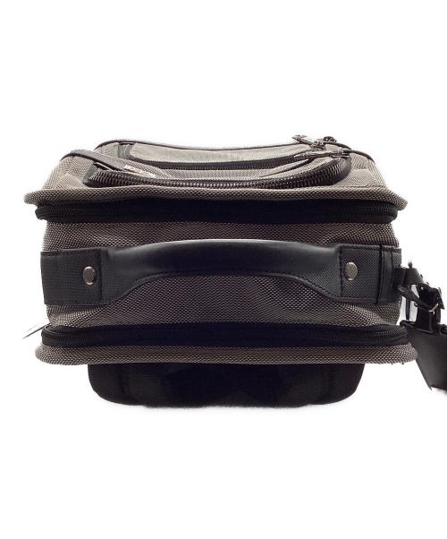 TUMI（トゥミ）TUMI (トゥミ) ALPHA X グレーの古着・服飾アイテム