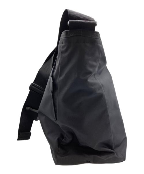 MONOLITH（モノリス）MONOLITH (モノリス) SHOULDER STANDARD HEXA M ブラックの古着・服飾アイテム