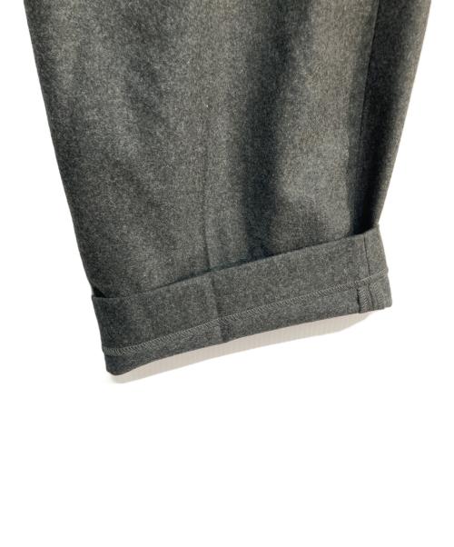 FARAH（ファーラー）FARAH (ファーラー) 2タックワイドテーパードパンツ ダークグレー サイズ:34の古着・服飾アイテム