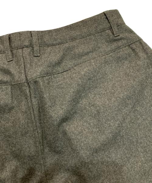 FARAH（ファーラー）FARAH (ファーラー) 2タックワイドテーパードパンツ ダークグレー サイズ:34の古着・服飾アイテム