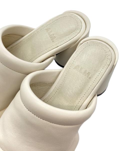 ALM.（アルム）ALM. (アルム) CIELO LEATHER SANDALS アイボリー サイズ:36の古着・服飾アイテム