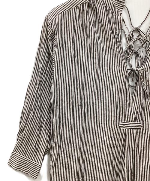 sara mallika（サラマリカ）sara mallika (サラマリカ) COTTON STRIPE RIBBON SHIRTS グレー サイズ:Freeの古着・服飾アイテム