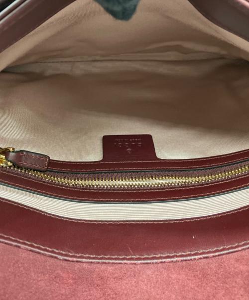 GUCCI（グッチ）GUCCI (グッチ) アリースウェードショルダーバッグ レッドの古着・服飾アイテム