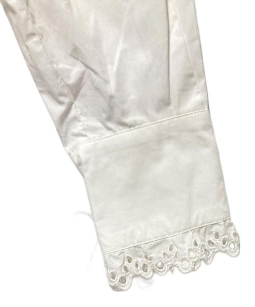 ARPEGE STORY（アルページュストーリー）ARPEGE STORY (アルページュストーリー) 刺繍フリルブラウス ホワイト サイズ:1の古着・服飾アイテム