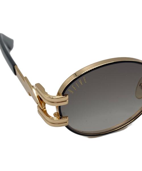 9FIVE（ナイン・ファイブ）9FIVE (ナイン・ファイブ) サングラス ゴールドの古着・服飾アイテム