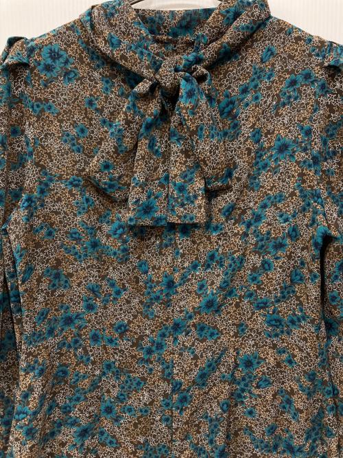 FRAY ID（フレイ アイディー）FRAY ID (フレイ アイディー) ヴィンテージフラワープリントボウタイワンピース ブラウンの古着・服飾アイテム