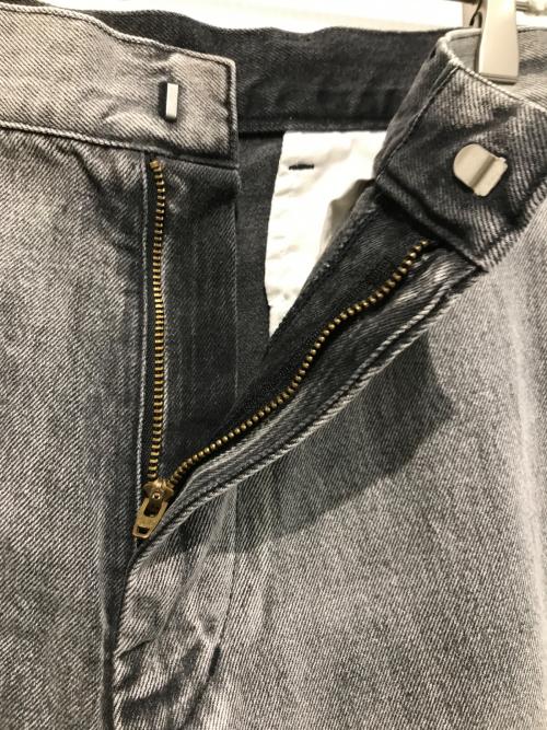 YLEVE（イレーヴ）YLEVE (イレーヴ) 13.5oz DENIM TROUSERS FADE グレー サイズ:3の古着・服飾アイテム
