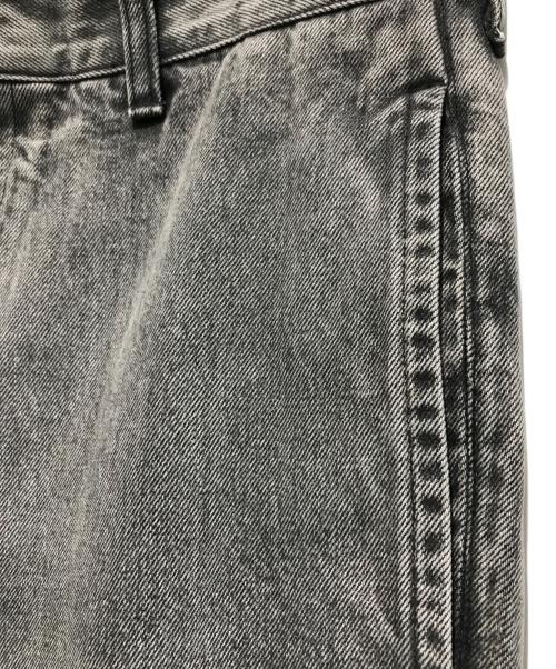 YLEVE（イレーヴ）YLEVE (イレーヴ) 13.5oz DENIM TROUSERS FADE グレー サイズ:3の古着・服飾アイテム