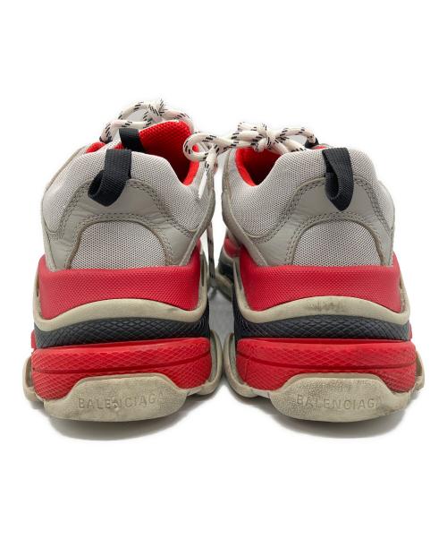 BALENCIAGA（バレンシアガ）BALENCIAGA (バレンシアガ) TRIPLE S グレー×レッド サイズ:27の古着・服飾アイテム
