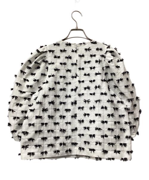 UNITED ARROWS（ユナイテッドアローズ）UNITED ARROWS (ユナイテッドアローズ) リボン カットジャカード 8SL ブラウス ホワイト サイズ:38の古着・服飾アイテム