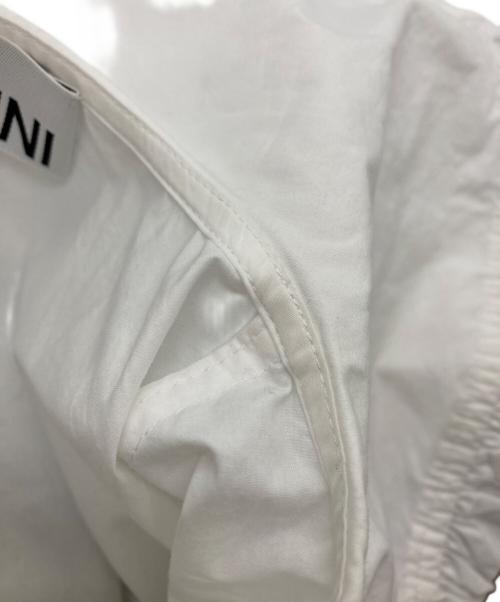 GANNI（ガニー）GANNI (ガニー) ビブカラーブラウス ホワイト サイズ:32の古着・服飾アイテム
