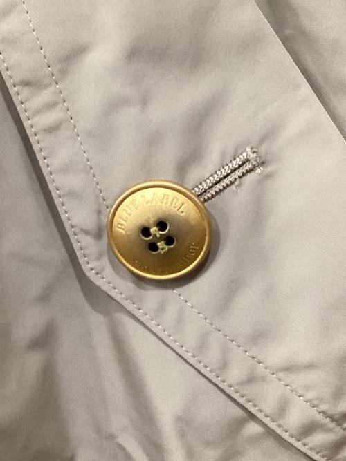 BLUE LABEL CRESTBRIDGE（ブルーレーベルクレストブリッジ）BLUE LABEL CRESTBRIDGE (ブルーレーベルクレストブリッジ) 金釦ベルテッドコート ベージュ サイズ:36の古着・服飾アイテム