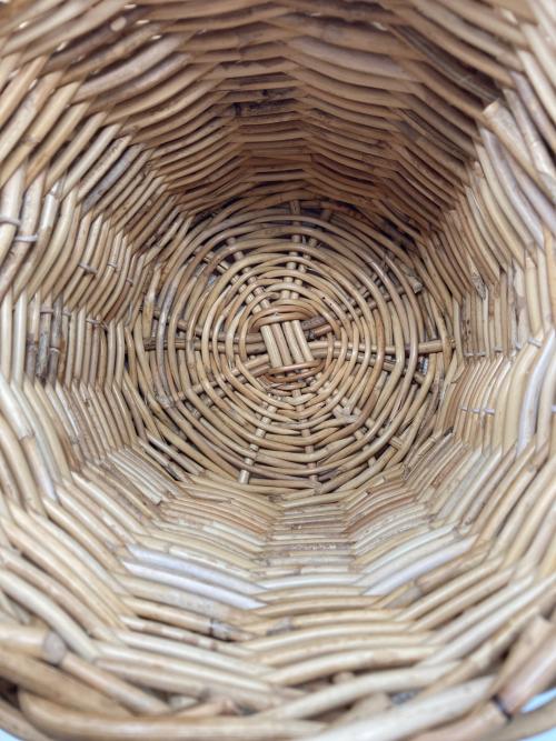 A MON GOUT（アモング）A MON GOUT (アモング) カゴバッグ ベージュ×ブラックの古着・服飾アイテム