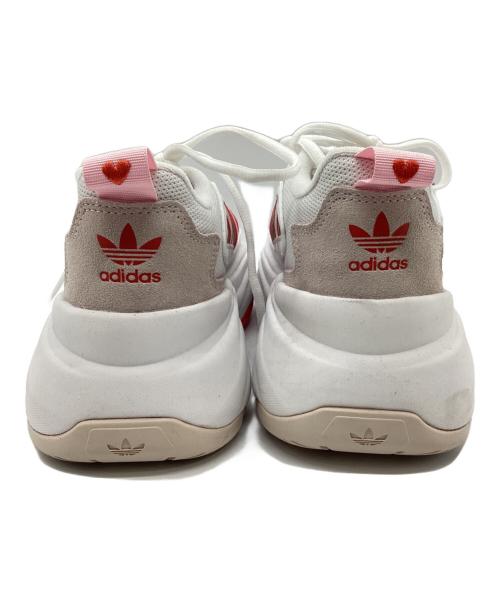 adidas（アディダス）adidas (アディダス) ダッドソールスニーカー ホワイト サイズ:24の古着・服飾アイテム